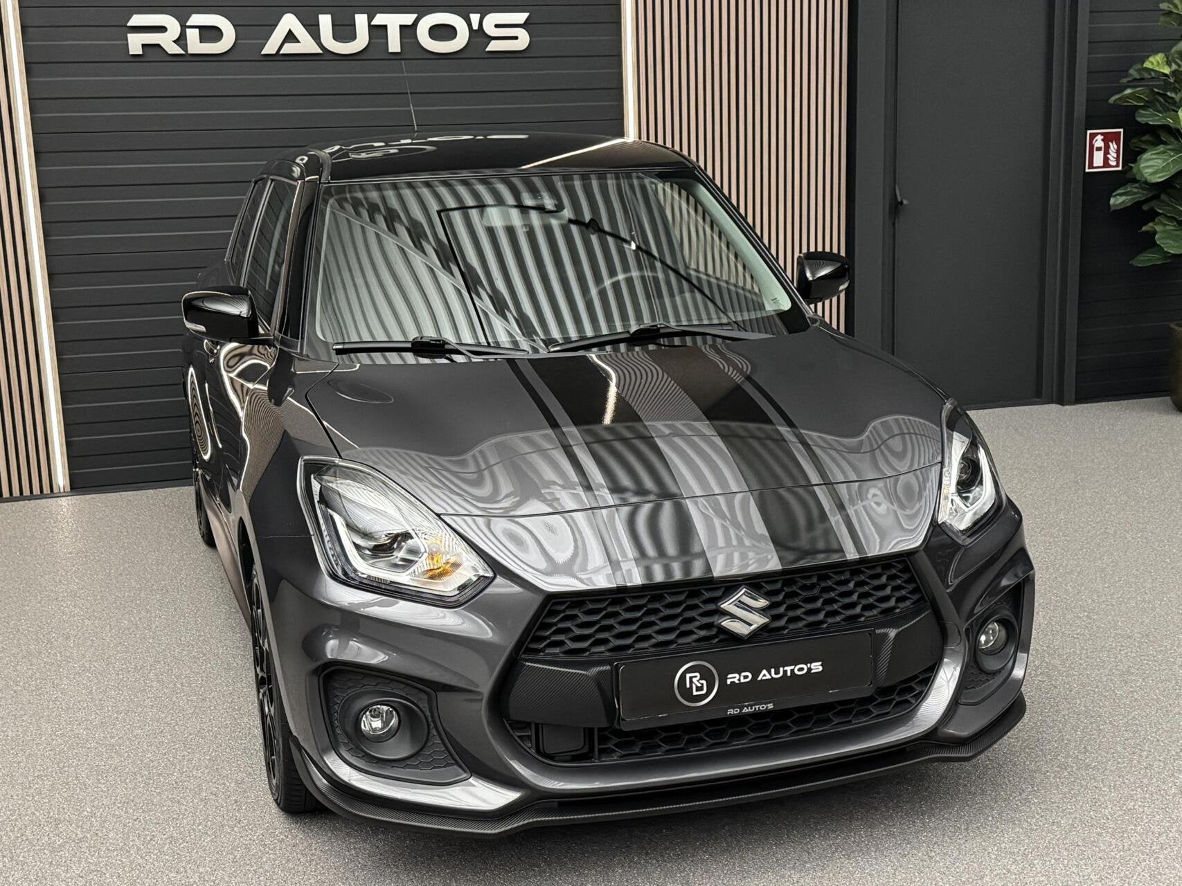 Suzuki Swift 1.4 Sport/ Camera/ Carplay/ Navi/ PDC/ Cruise/, Voorwielaandrijving, Dealer onderhouden, Stof, Gebruikt