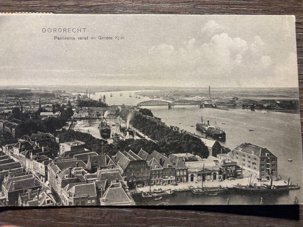 Ansichtkaart Dordrecht - Panorama vanaf de Groote Kerk, Verzamelen, Ophalen of Verzenden, 1940 tot 1960, Gelopen, Zuid-Holland