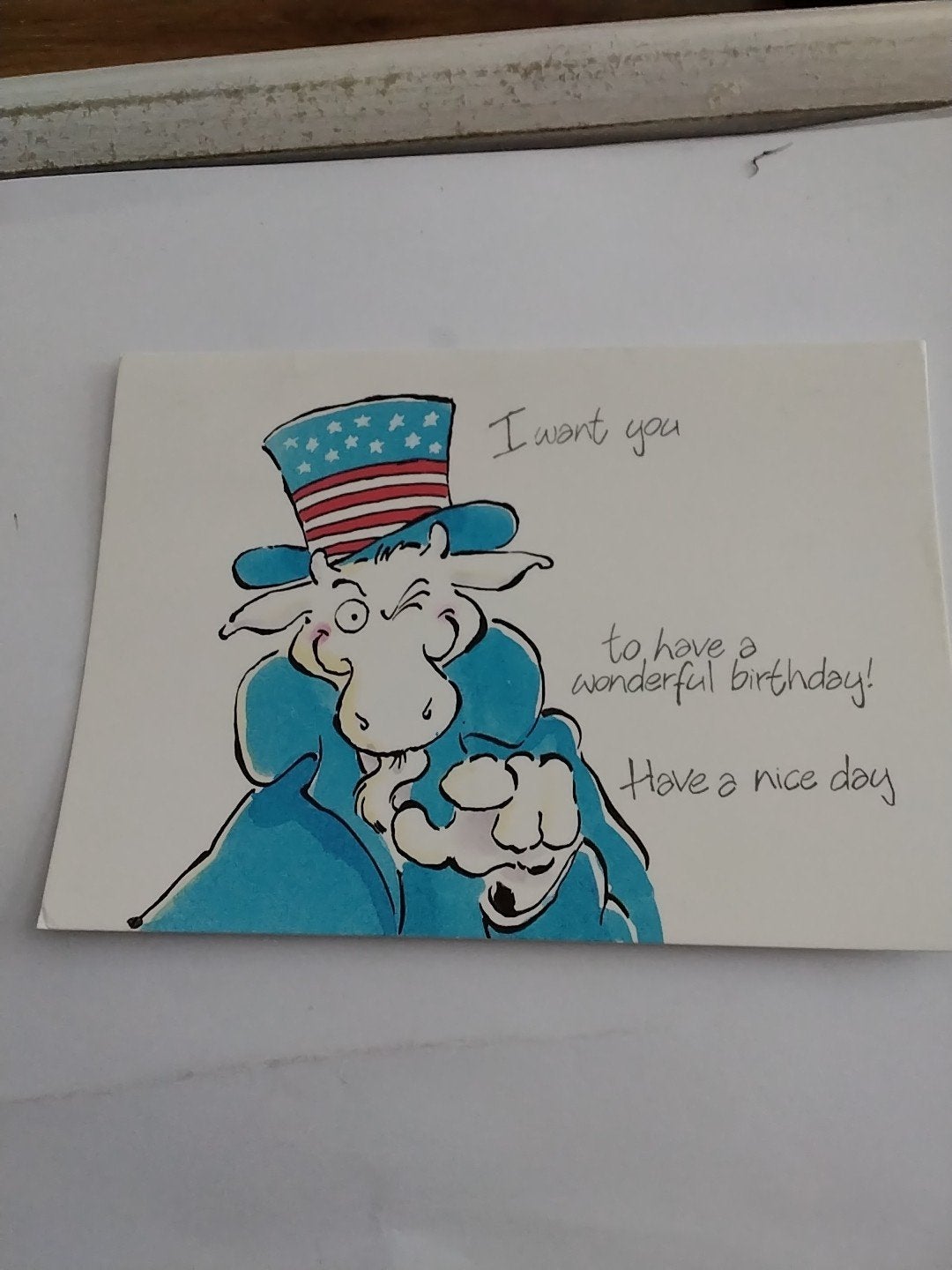 Vintage verjaardagskaart met koe in Uncle Sam-outfit, Verzamelen, Ophalen of Verzenden, 1980 tot heden, Gelopen