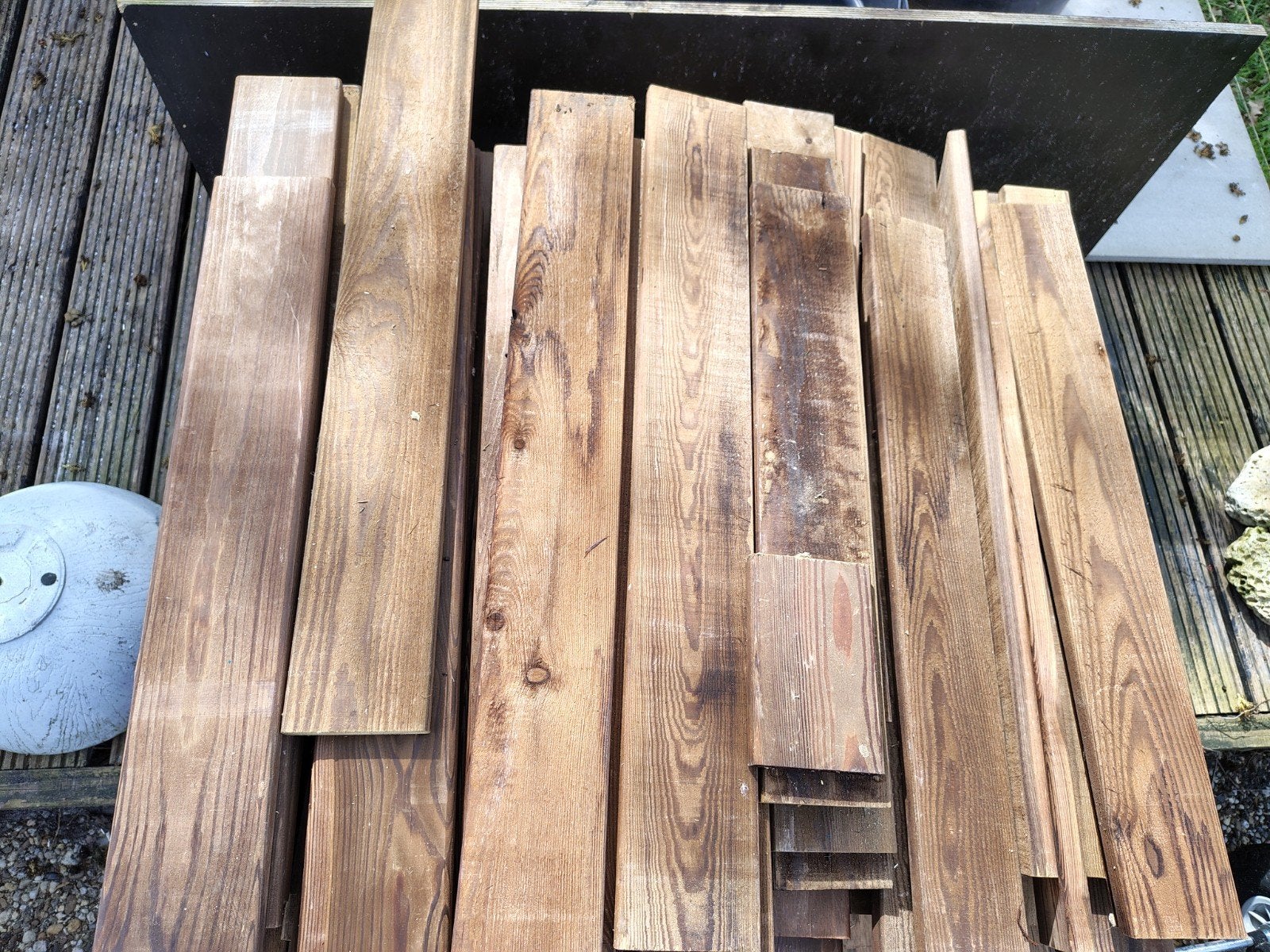 Een stapel knutselhout
Div lengtes 60 a 70 cm, Ophalen, Hout