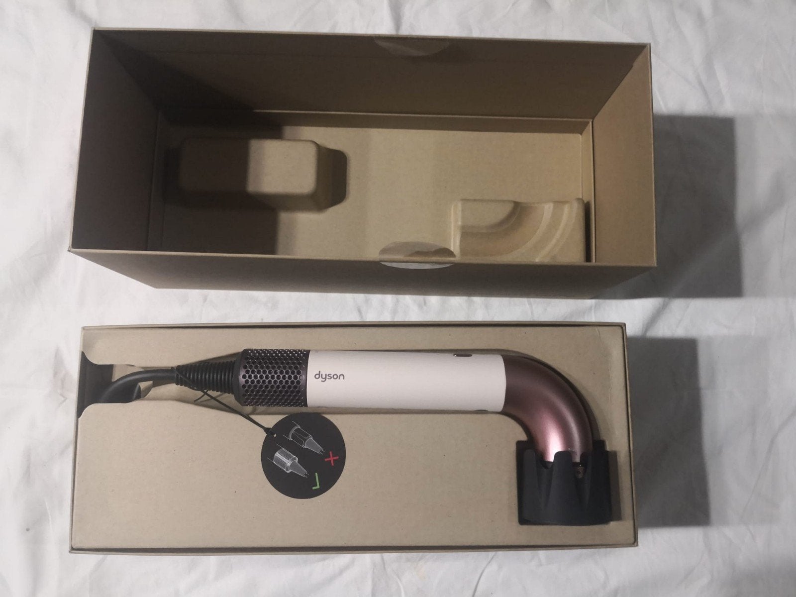 Dyson Supersonic r Föhn - Nieuw in doos, Ophalen of Verzenden, Nieuw, Föhn of Haardroger