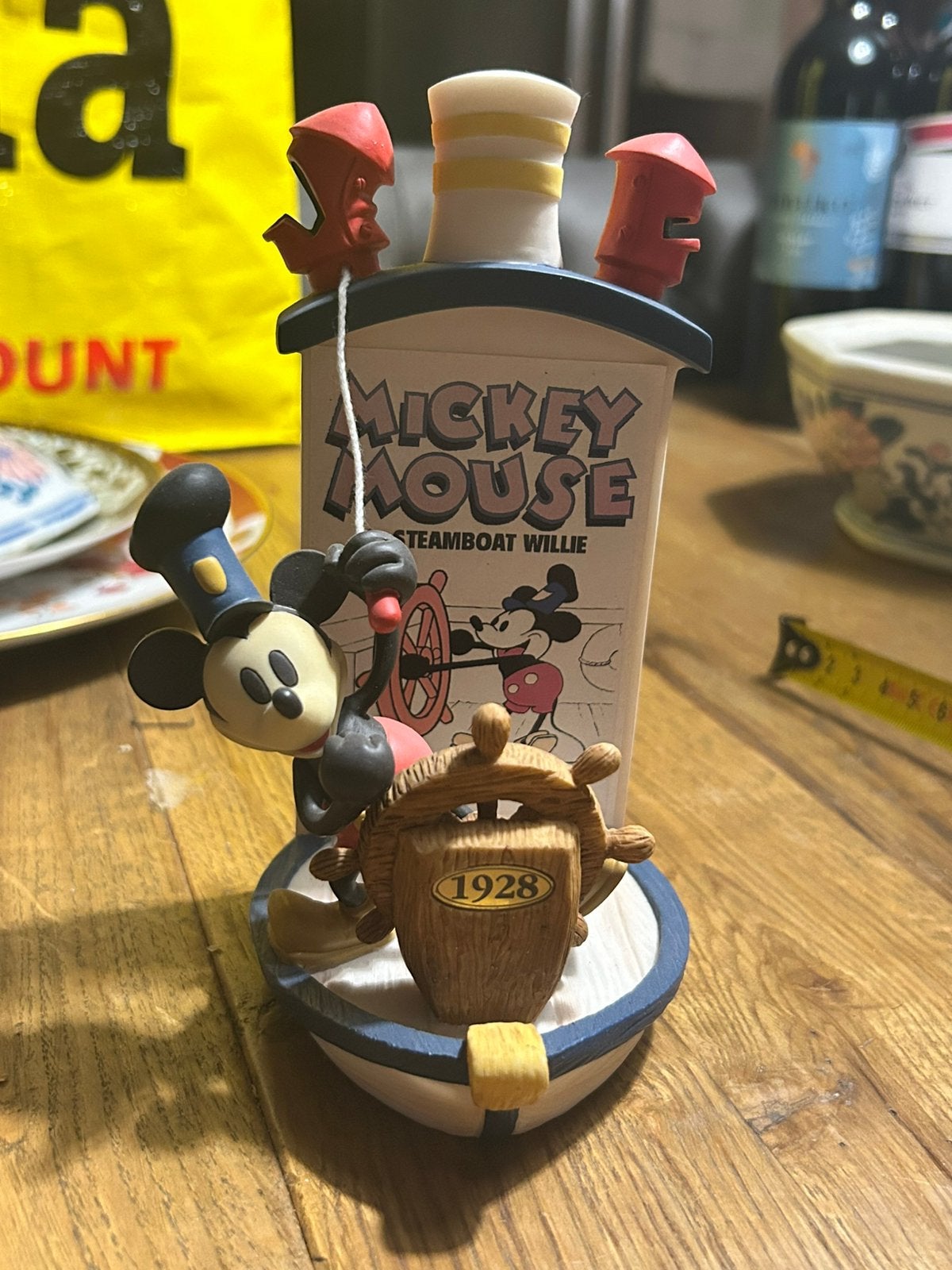 Mickey Mouse “Steamboat Willie 1928– Limited Edition Beeldje, Verzamelen, Ophalen of Verzenden, Zo goed als nieuw