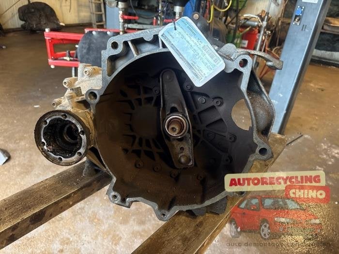 Versnellingsbak van een Volkswagen Fox, Ophalen, Gebruikt, -, Volkswagen