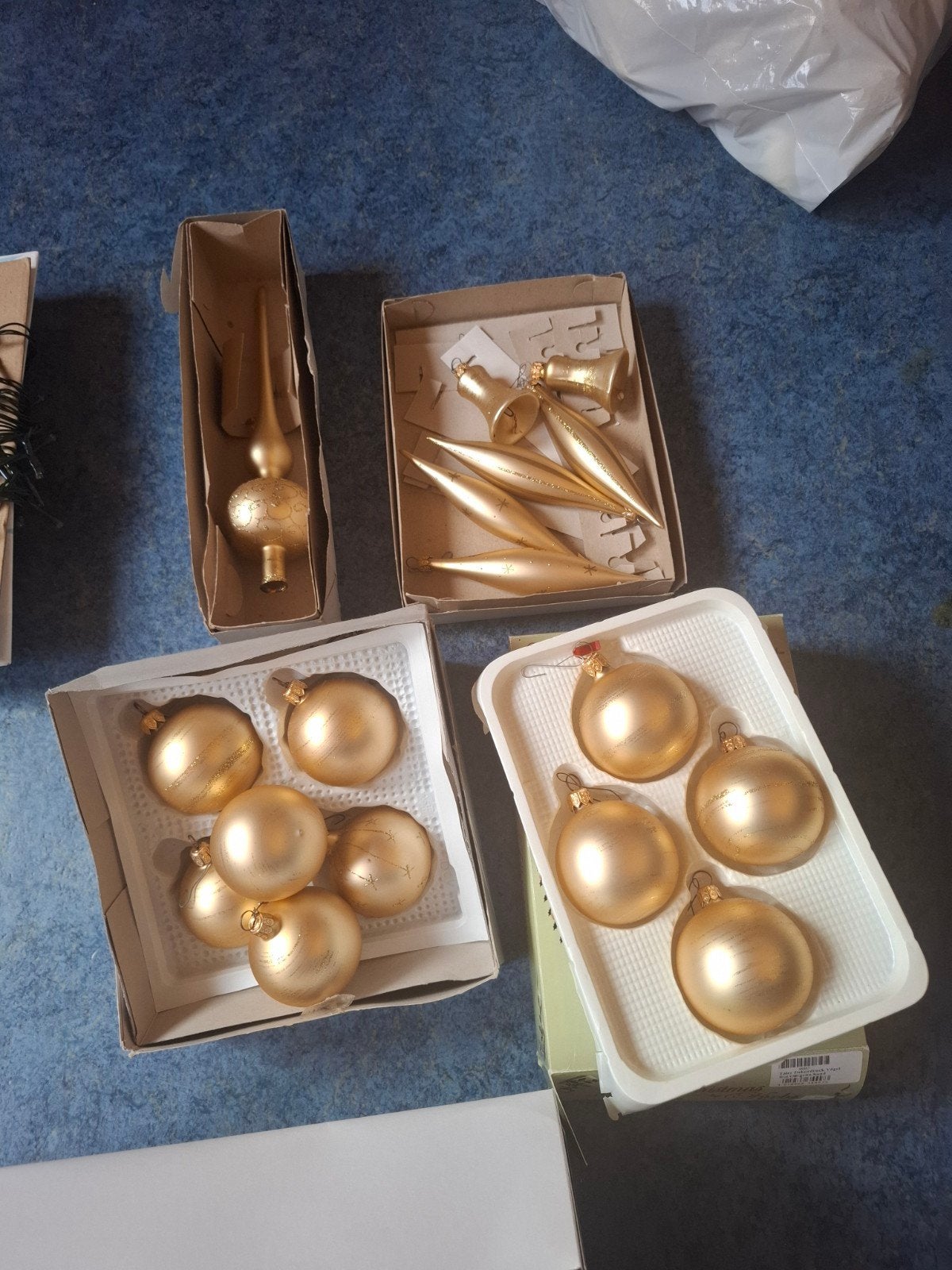 Piek, kerstballen, kerstklokjes en kersthangers - goud, Ophalen, Zo goed als nieuw