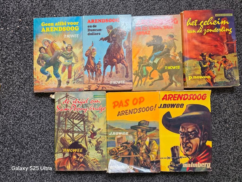 7 Arendsoog boeken, Boeken, Ophalen of Verzenden