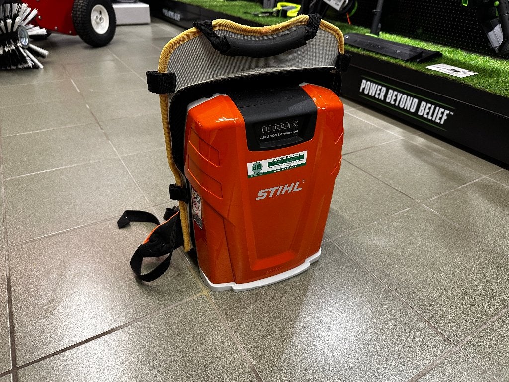 STIHL AR2000L AccuRugzak–Showroommodel–Lithium-Ion kale accu, Ophalen of Verzenden, Zo goed als nieuw, Overige soorten, Stihl