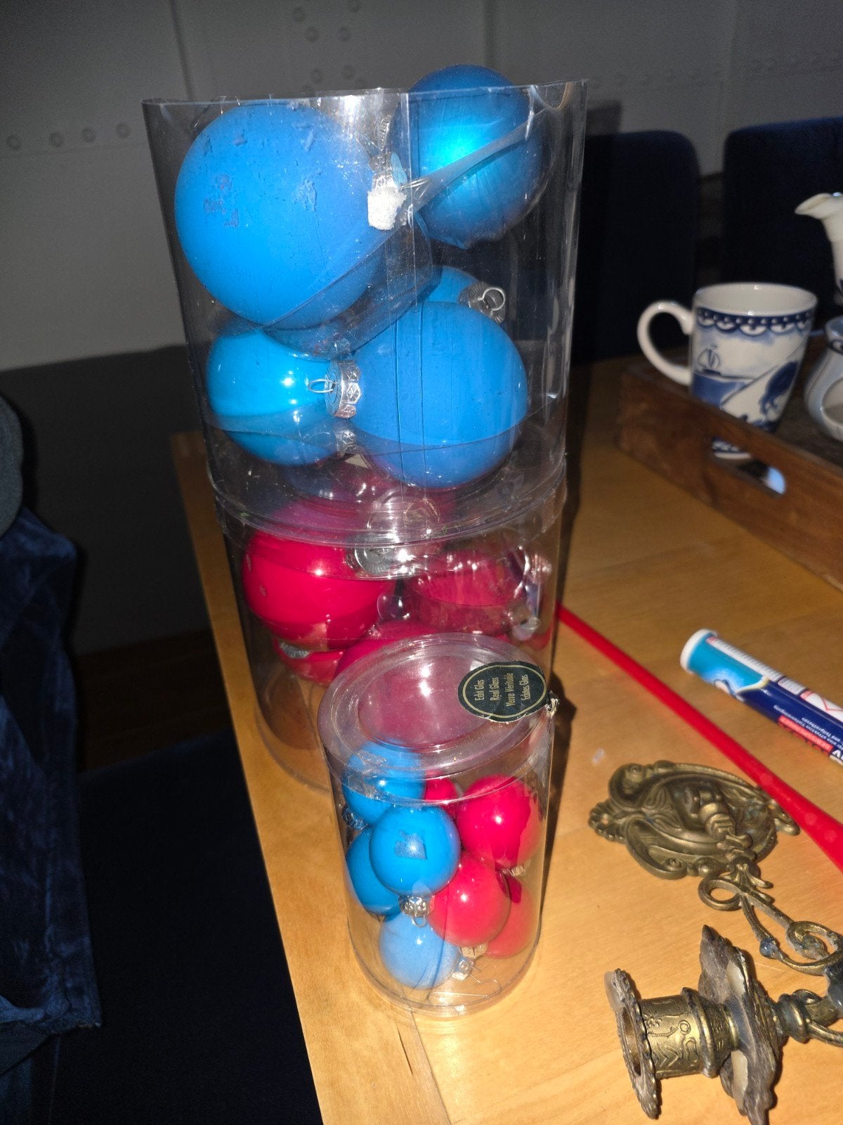 blauwe en rode glazen kerstballen, Diversen, Ophalen, Zo goed als nieuw
