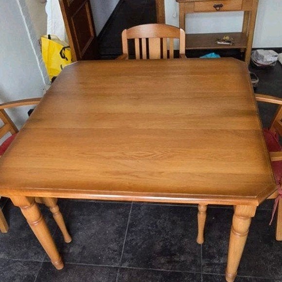 Eikenhouten eettafel met 4 stoelen, Ophalen