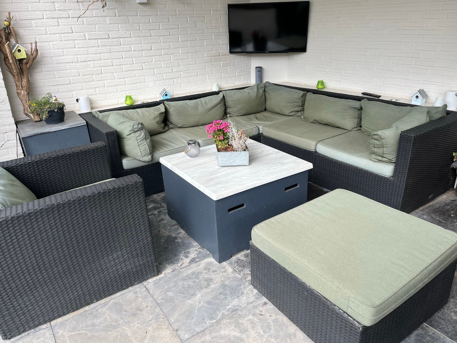 Loungeset  bois le duc met stoel en hocker, Tuin en Terras, Tuinsets en Loungesets, Ophalen, Loungeset, Wicker, 7 zitplaatsen