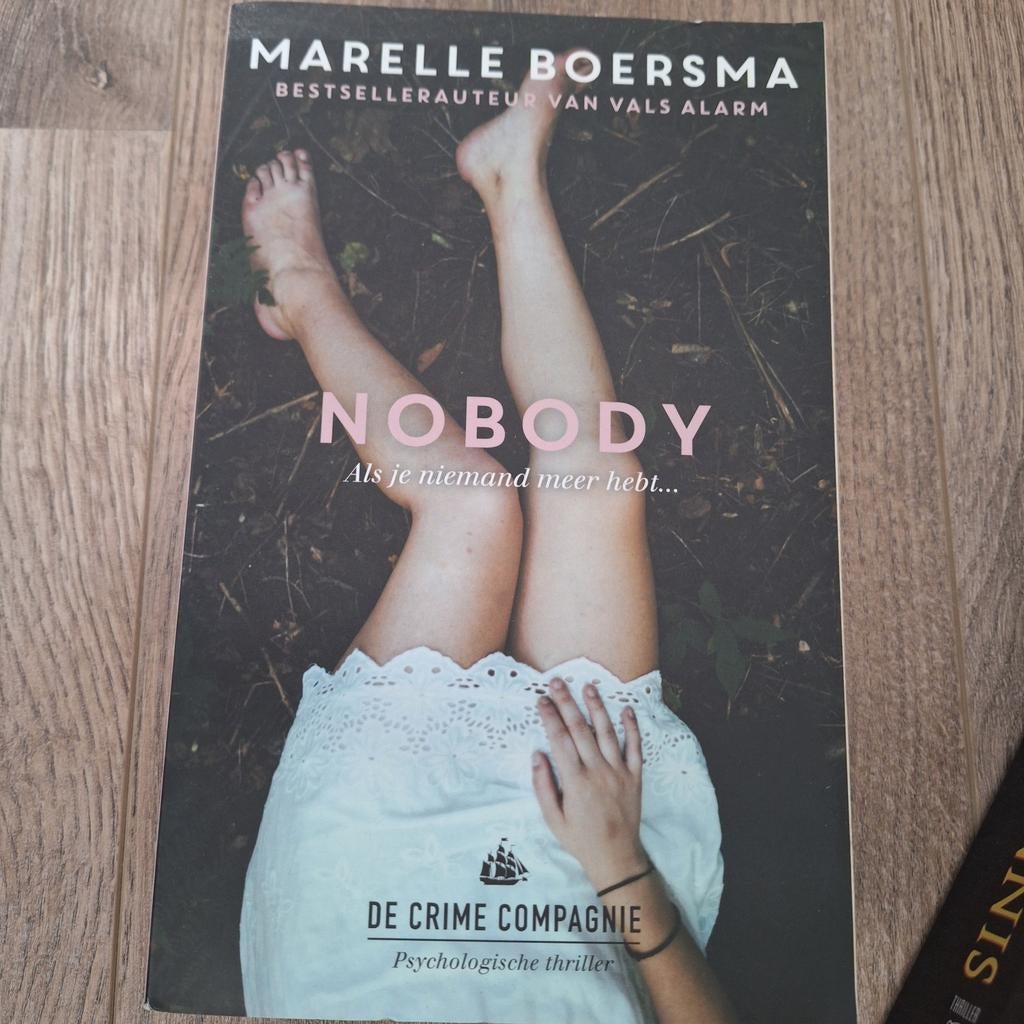 Nobody Marelle Boersma, Ophalen of Verzenden