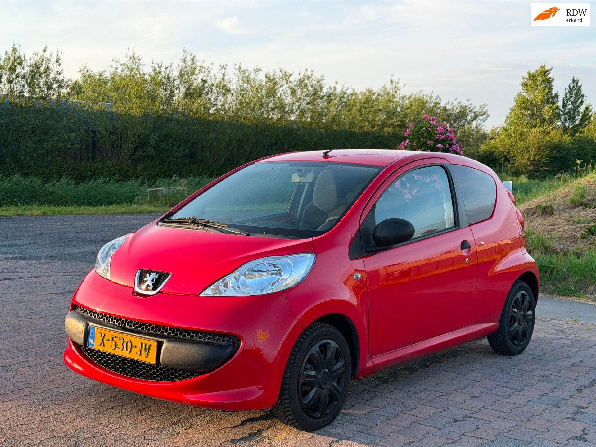 Peugeot 107 1.0-12V XR, Voorwielaandrijving, Gebruikt, ABS, 765 kg