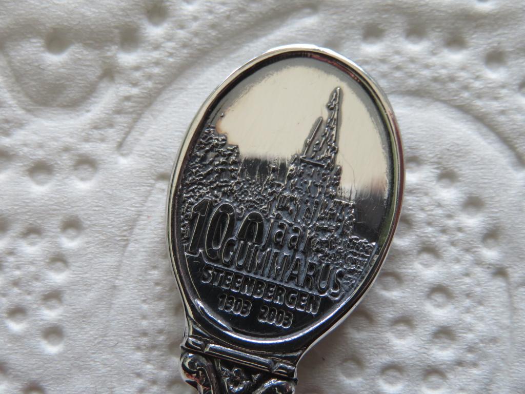 Verzilverd Lepeltje 100 jaar Sint-Gummaruskerk Steenbergen, Overige materialen, Verzenden, Verzilverd, Nieuw