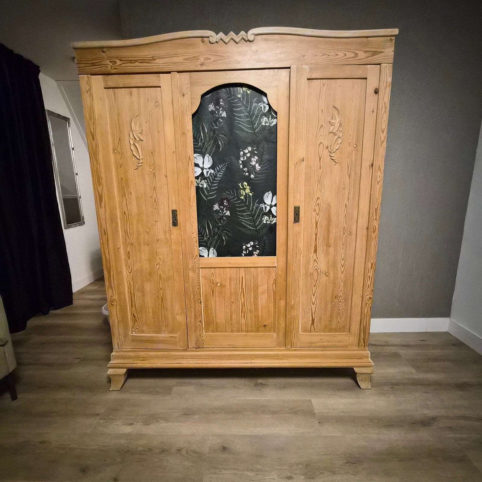 prachtige antieke kast, Ophalen