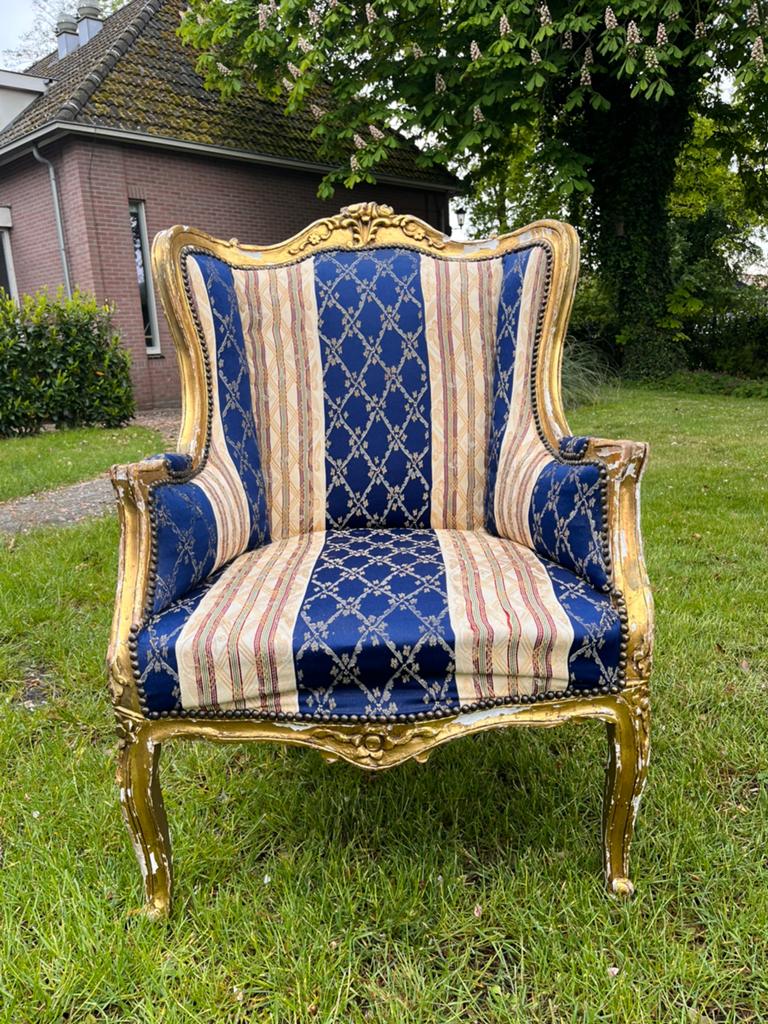 Koninklijke fauteuil Lodewijk XIII, Ophalen