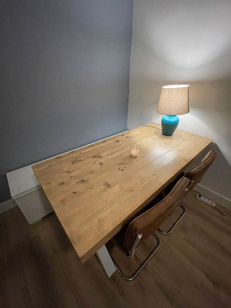Sturdy wooden table - houten tafel, Huis en Inrichting, Ophalen, Gebruikt, 50 tot 100 cm, 150 tot 200 cm