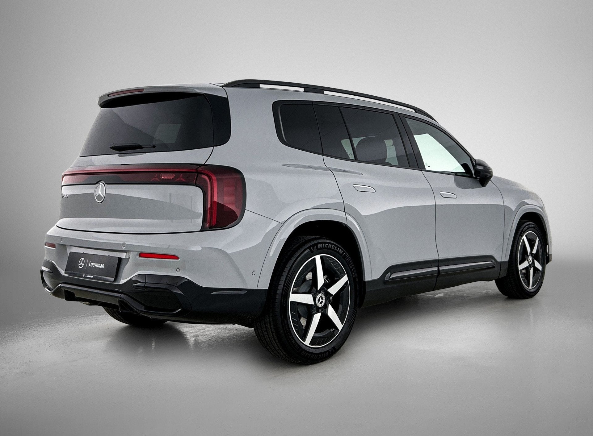 Mercedes-Benz GLB 200 Business Solution AMG 7p. 58 kWh | Pre, Auto's, Zwart, 7 stoelen, 63 kWh, Nieuw