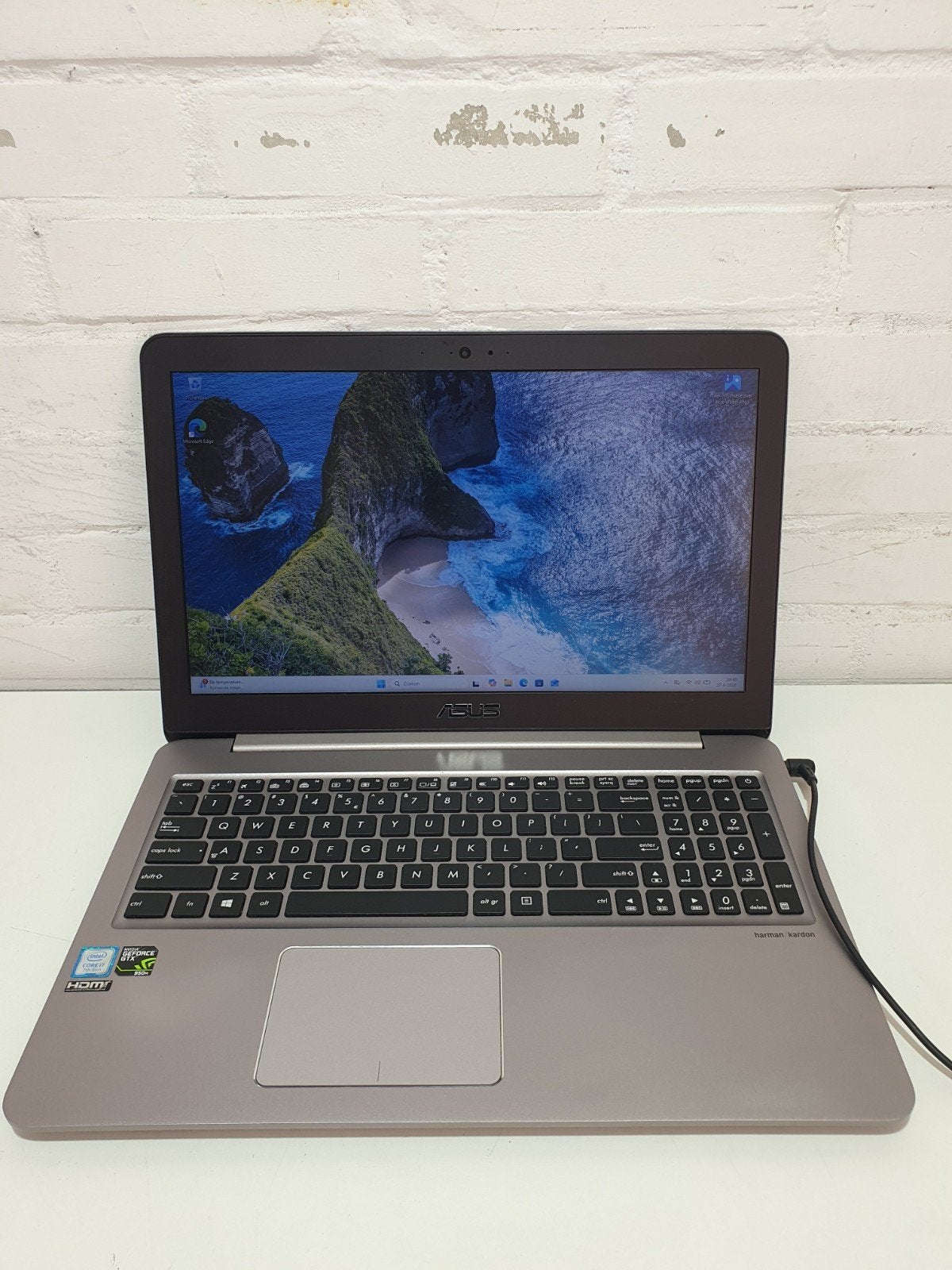 ASUS ZenBook UX510U i7-7500U 8GB 256GB SSD GTX 950M Win11, 256 GB, Met videokaart, ., 8 GB
