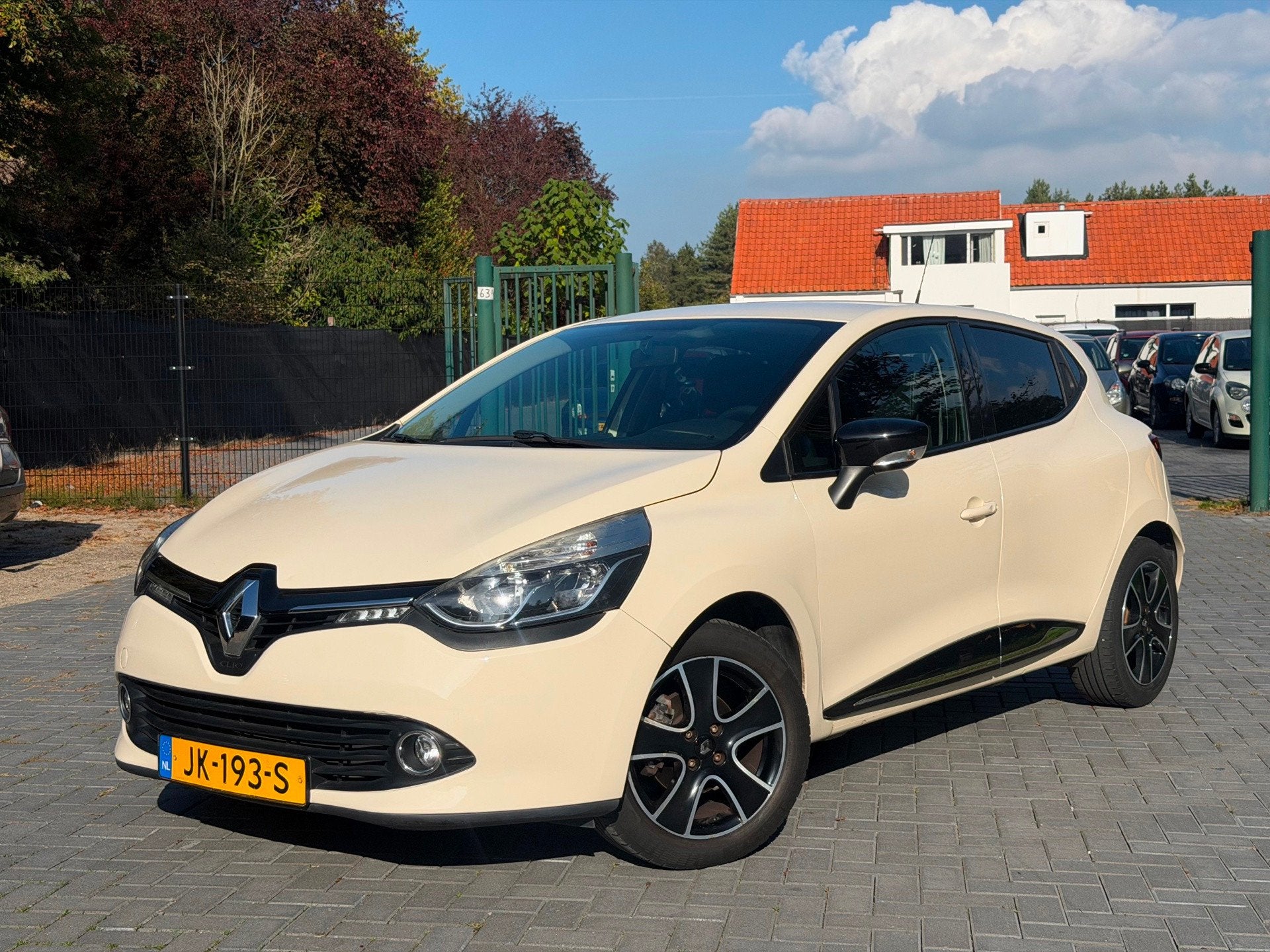 Renault Clio 0.9 TCe Expression/Airco/Cruise/Navi/LMV/NAP, Auto's, Voorwielaandrijving, Euro 6, Origineel Nederlands, Handgeschakeld