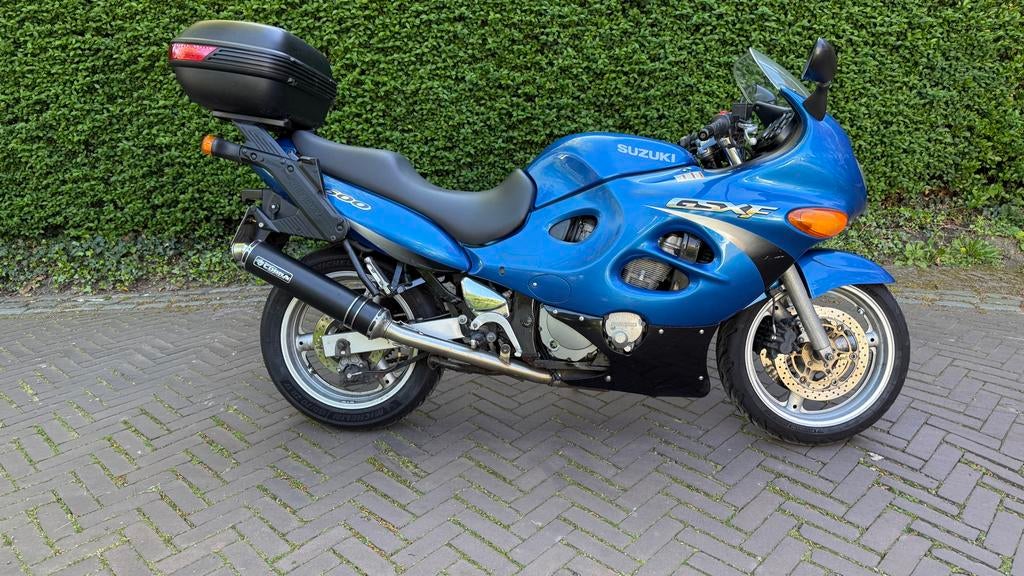 Suzuki GSX600F - 21400km, nieuwe banden, 2 koffers, 4 cilinders, Motorrijbewijs A, Gebruikt, Particulier