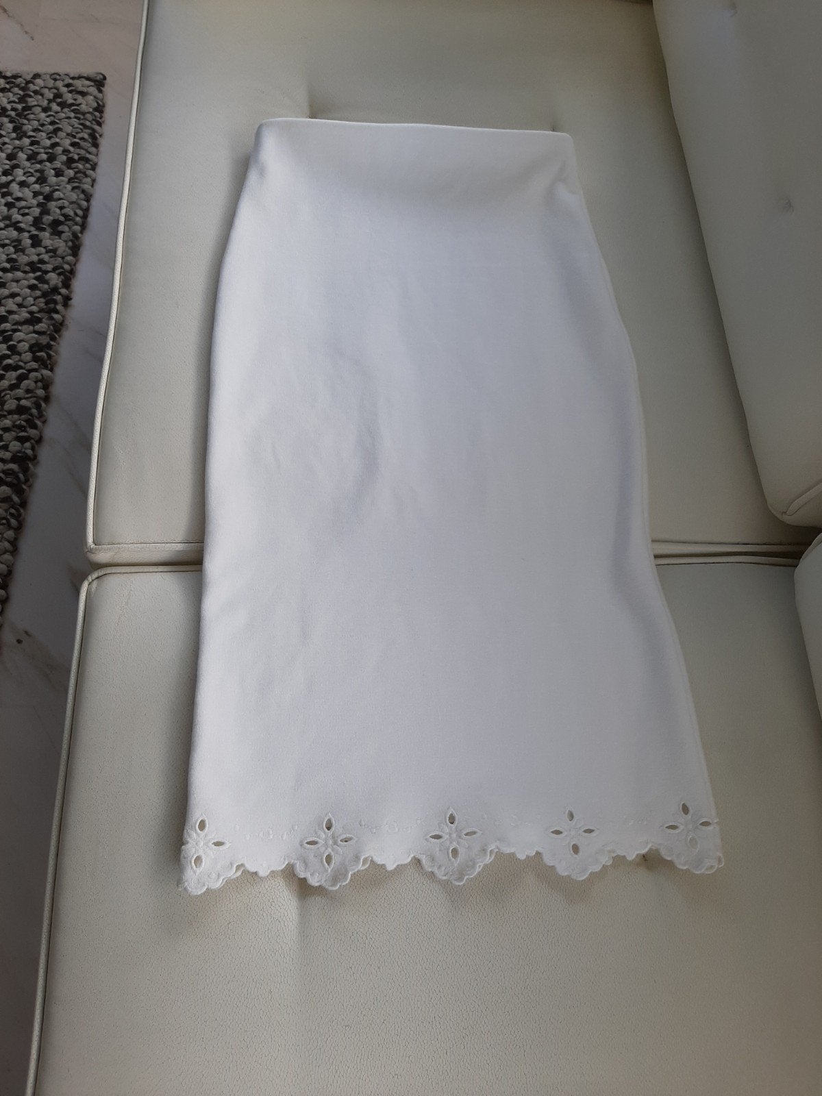 Gebroken witte rok van Zara maat M, Kleding | Dames, Rokken, Zo goed als nieuw, Maat 38/40 (M), Wit, Boven de knie, Verzenden