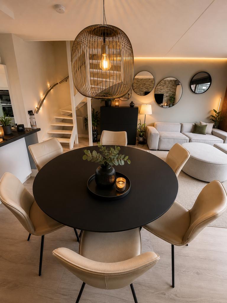 Plantage Joni eetkamerstoelen, nieuw, draaibaar, Huis en Inrichting, Stoelen, Overige kleuren, Leer, Ophalen of Verzenden, Zo goed als nieuw