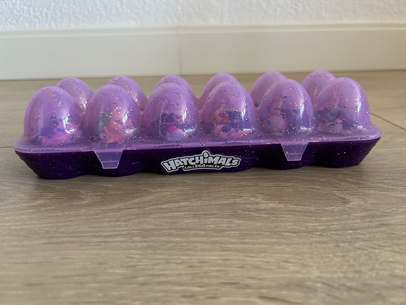 Hatchimals CollEGGtibles opbergbakje + 12 figuurtjes, Ophalen of Verzenden, Zo goed als nieuw, Jongen of Meisje