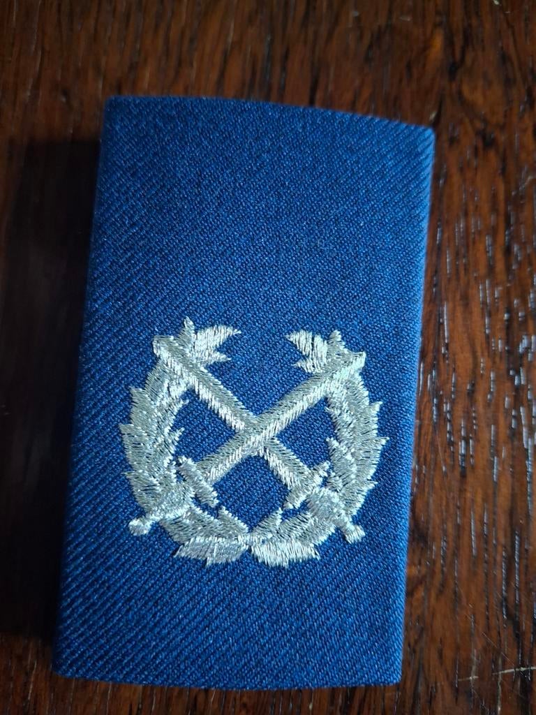 Rang embleem Opperwachtmeester Rijkspolitie, Verzamelen, Militaria | Algemeen, Overige soorten, Embleem of Badge, Nederland, Ophalen of Verzenden