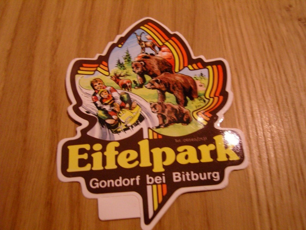 sticker strip rodeln beer hert eifelpark gondorf bei bitburg, Ophalen, Zo goed als nieuw