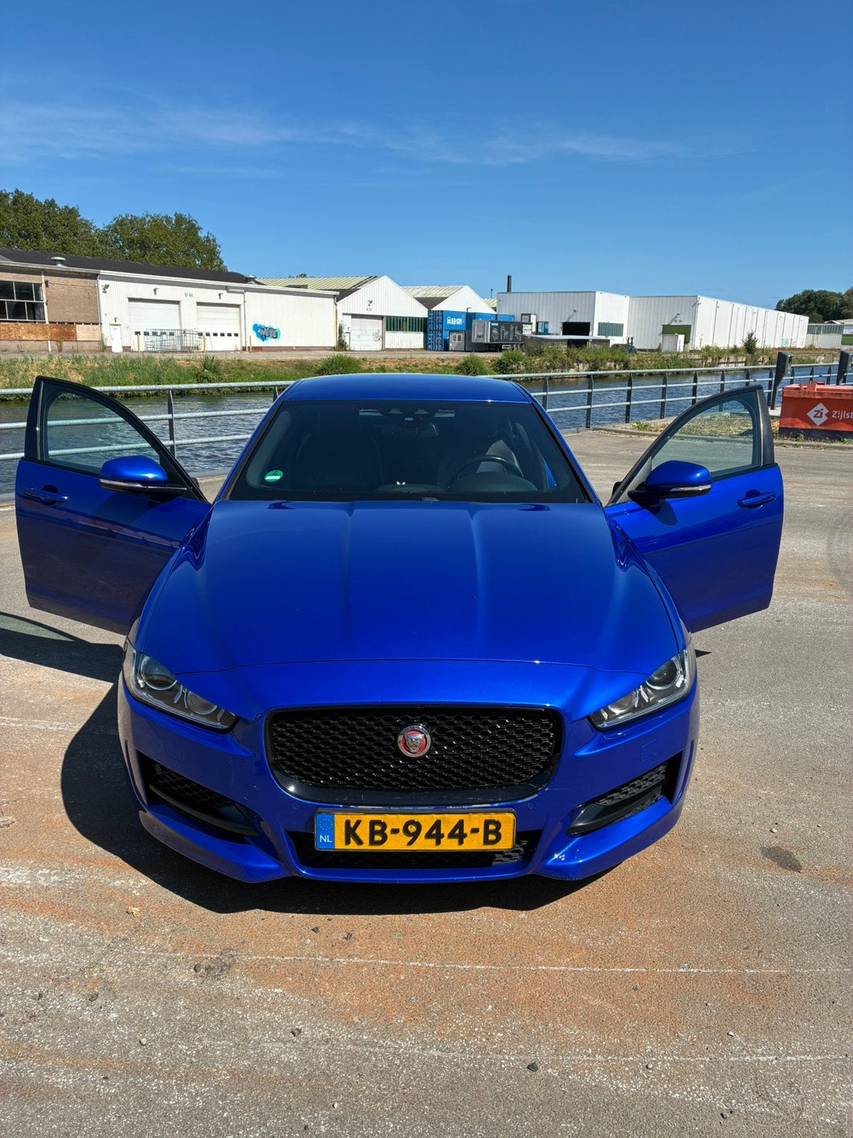 Jaguar XE 2.0D 120KW AUT 2016 Blauw, Auto's, Automaat, Achterwielaandrijving, 1800 kg, Euro 6