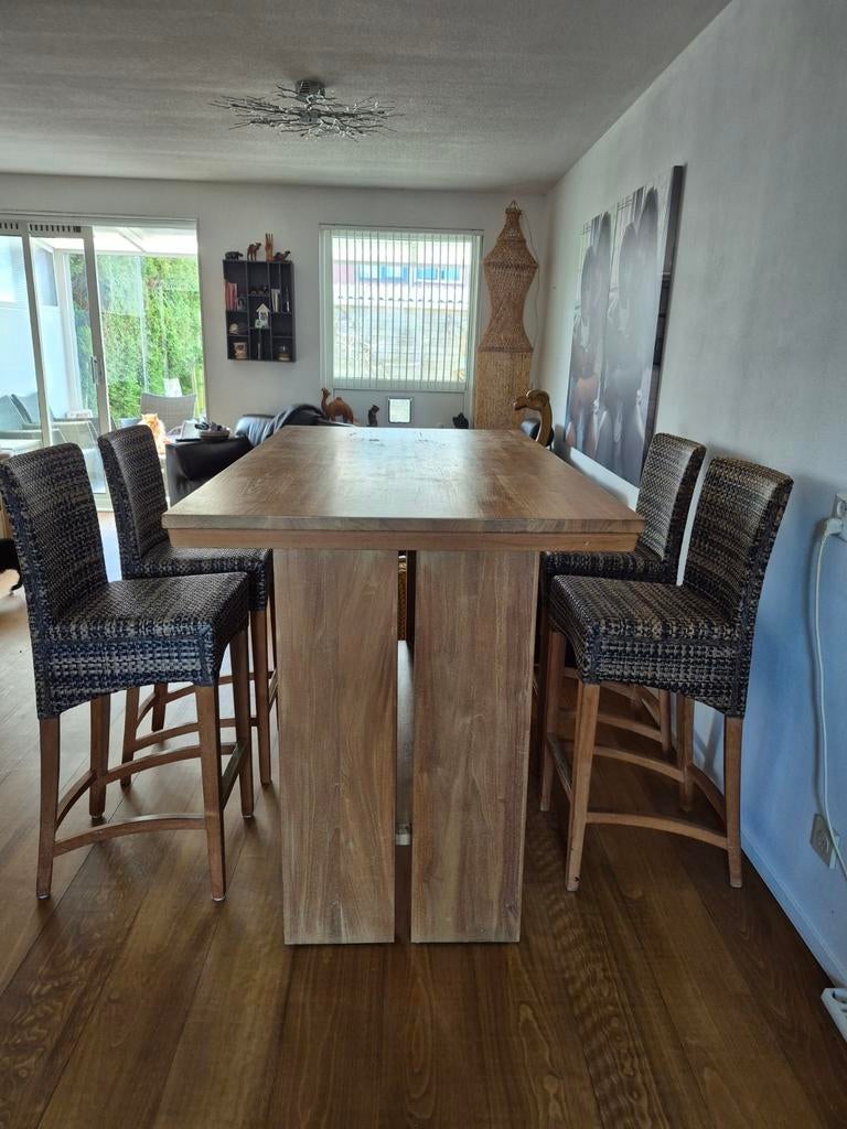 Eettafel, Ophalen, Gebruikt, 4 tot 6 stoelen