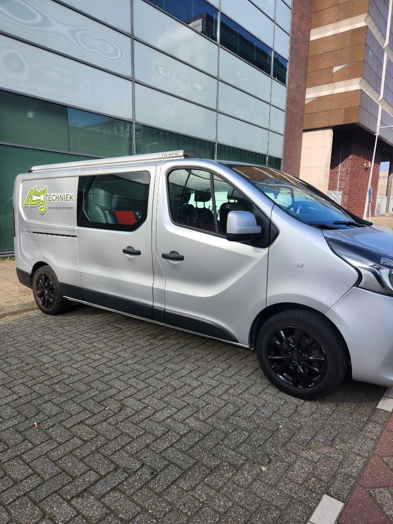 2x Renault Trafic 1.6 DCI 103KW 2016 Dubbele Cabine Lengte 2, Auto's, Bestelauto's, Particulier, ABS, Achteruitrijcamera, Airbags