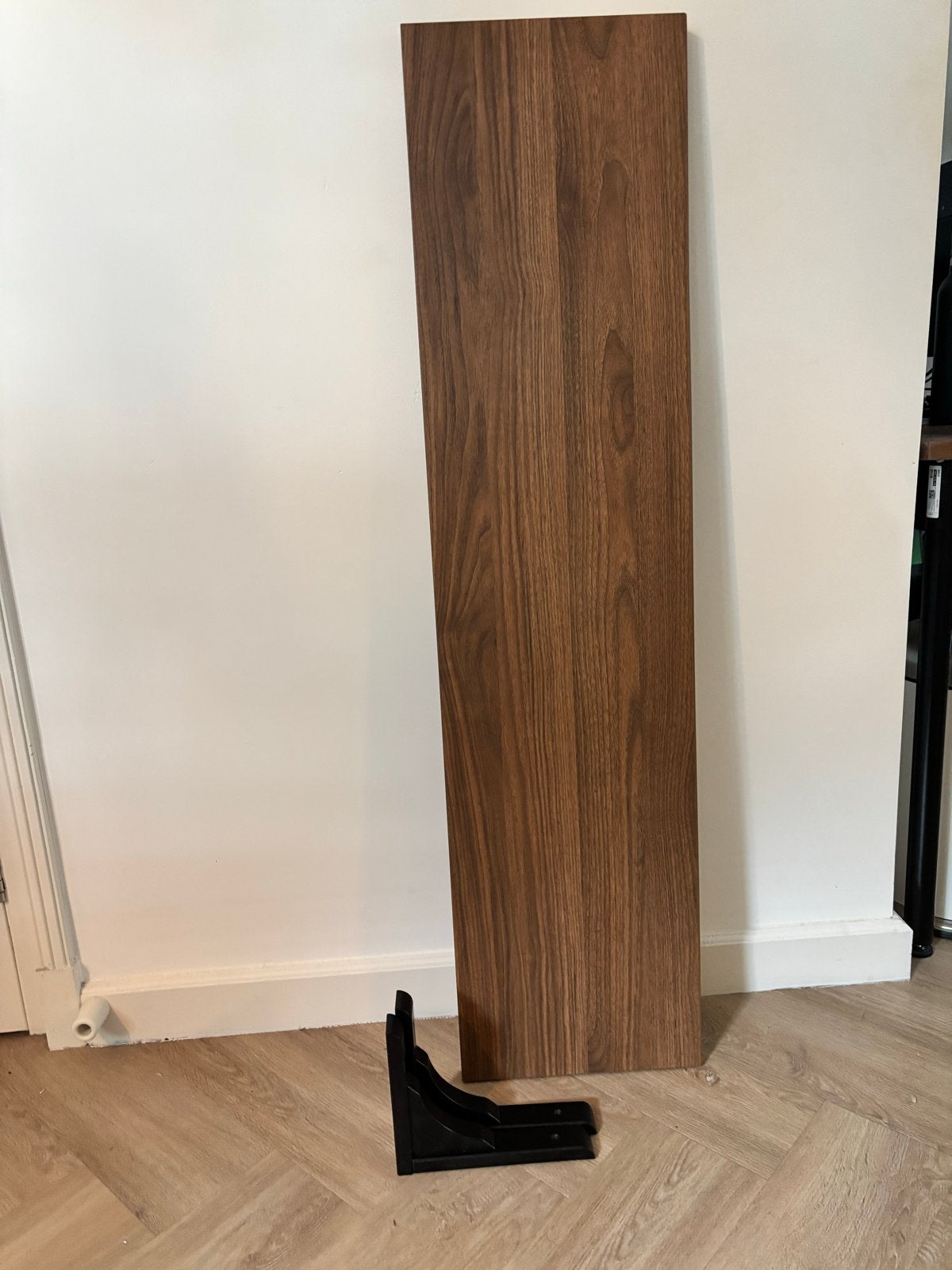 IKEA BERGSHULT RAMSHULT walnootplank met plankdragers, Ophalen, Nieuw