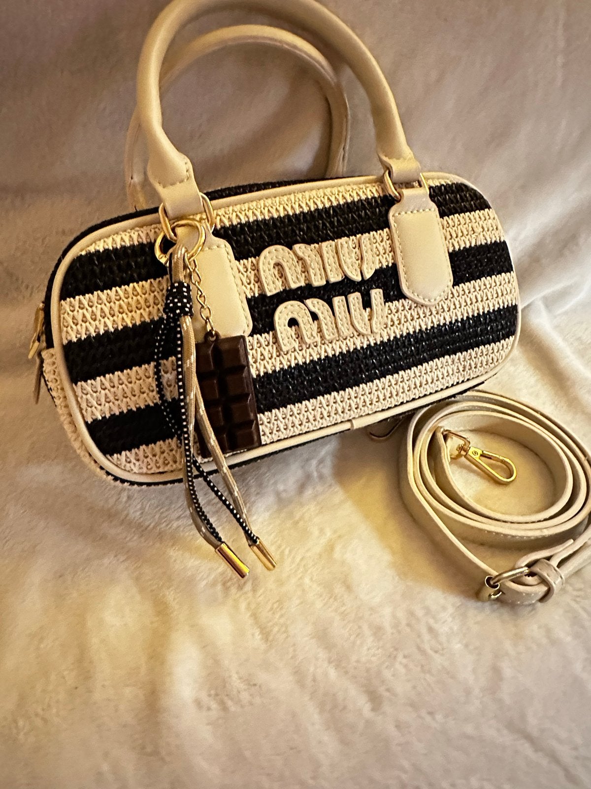 Miu Miu gestreepte handtas met afneembare schouderband, Sieraden, Tassen en Uiterlijk, Ophalen of Verzenden, Nieuw, Zwart, Handtas