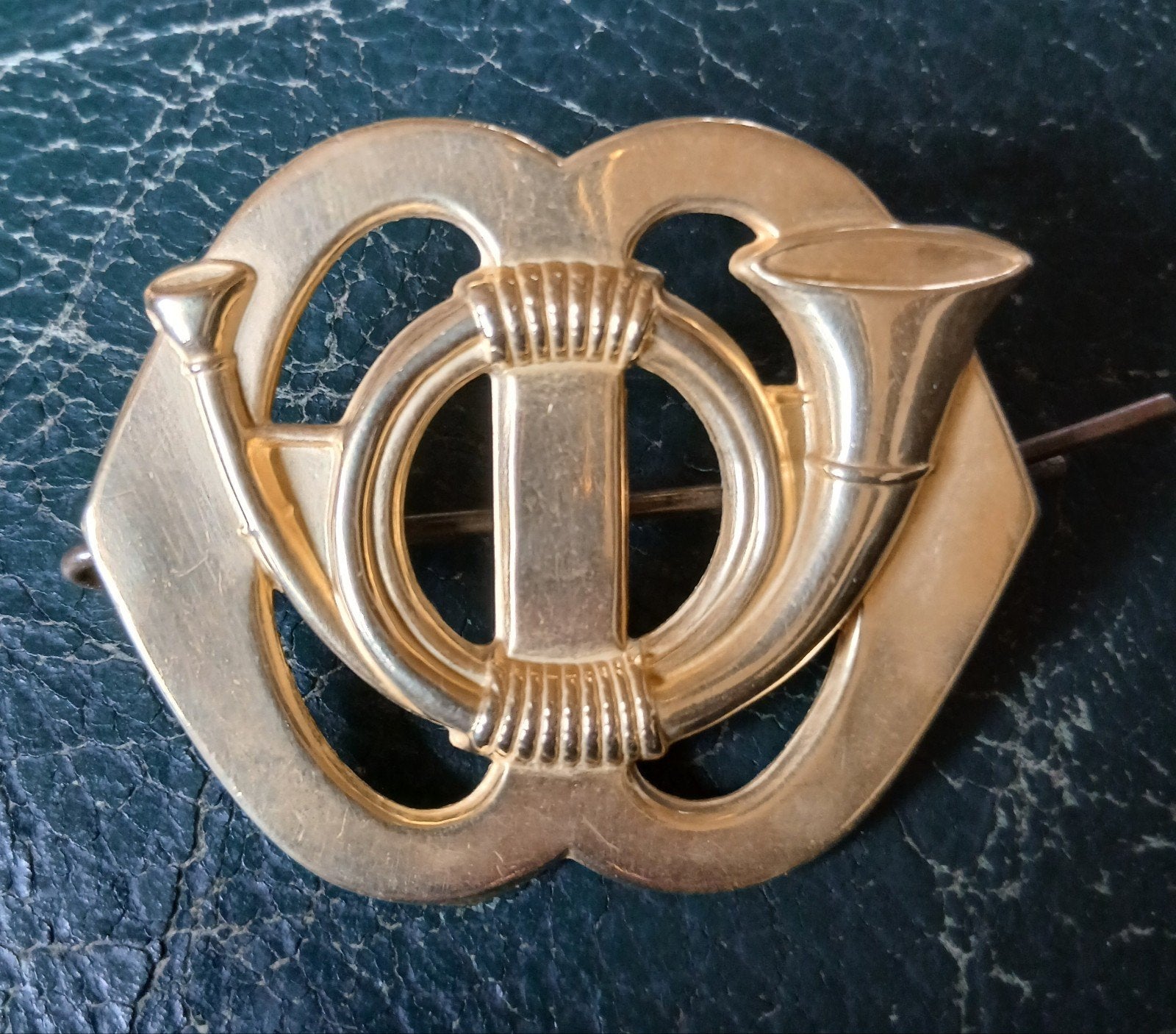 Koper Garde Jagers embleem - Origineel oudje!, Ophalen of Verzenden, Landmacht, Nederland, Embleem of Badge