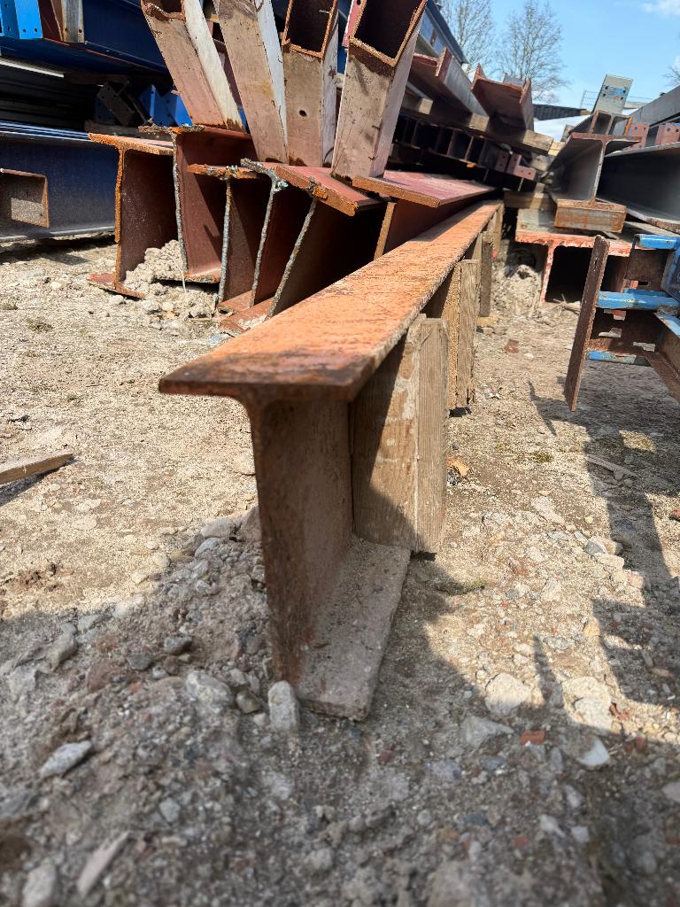 1x IPE 240 9500mm lang, Doe-het-zelf en Verbouw, Metalen, Ophalen