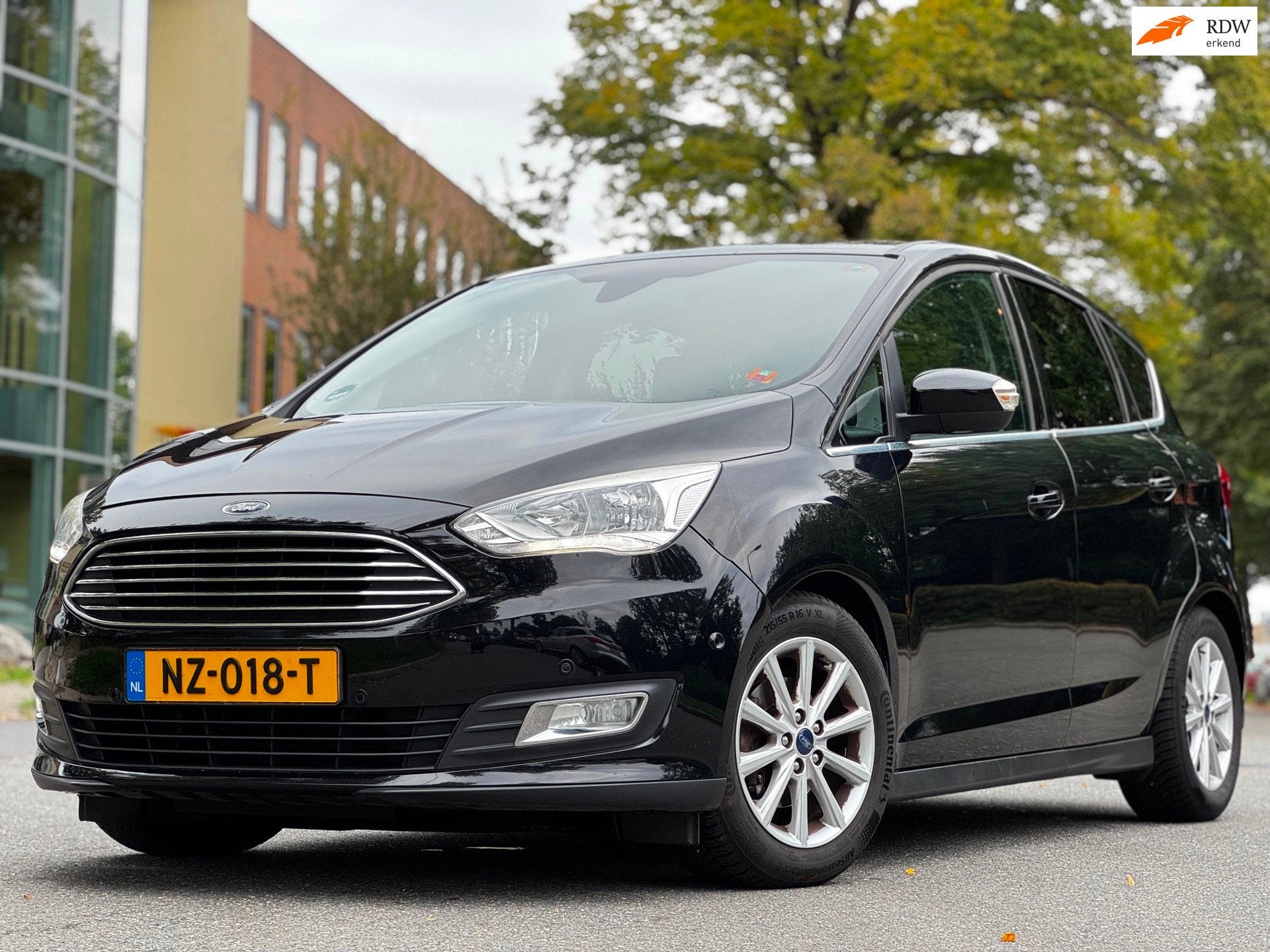 Ford C-Max 1.0 Titanium|BJ2017|STUURVERW|NAVI|PARKPILOT|LED|, Auto's, Dealer onderhouden, 125 pk, Gebruikt, Euro 6