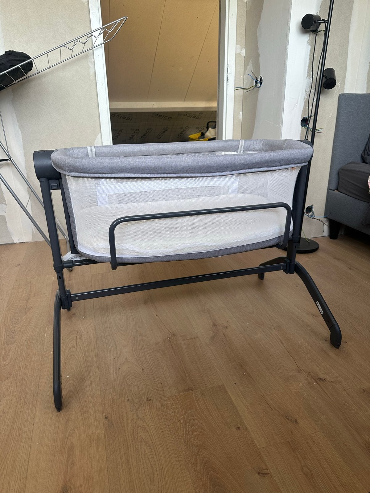 Baby Co-sleeper baby Delight. met Reflux Functie en Matrasje, Ophalen, Zo goed als nieuw, Wieg