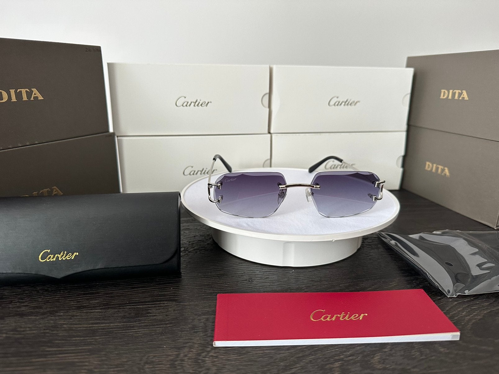 Cartier Panthere zonnebril | NIEUW met toebehoren, Huis en Inrichting, Ophalen of Verzenden, Zo goed als nieuw, Overige typen