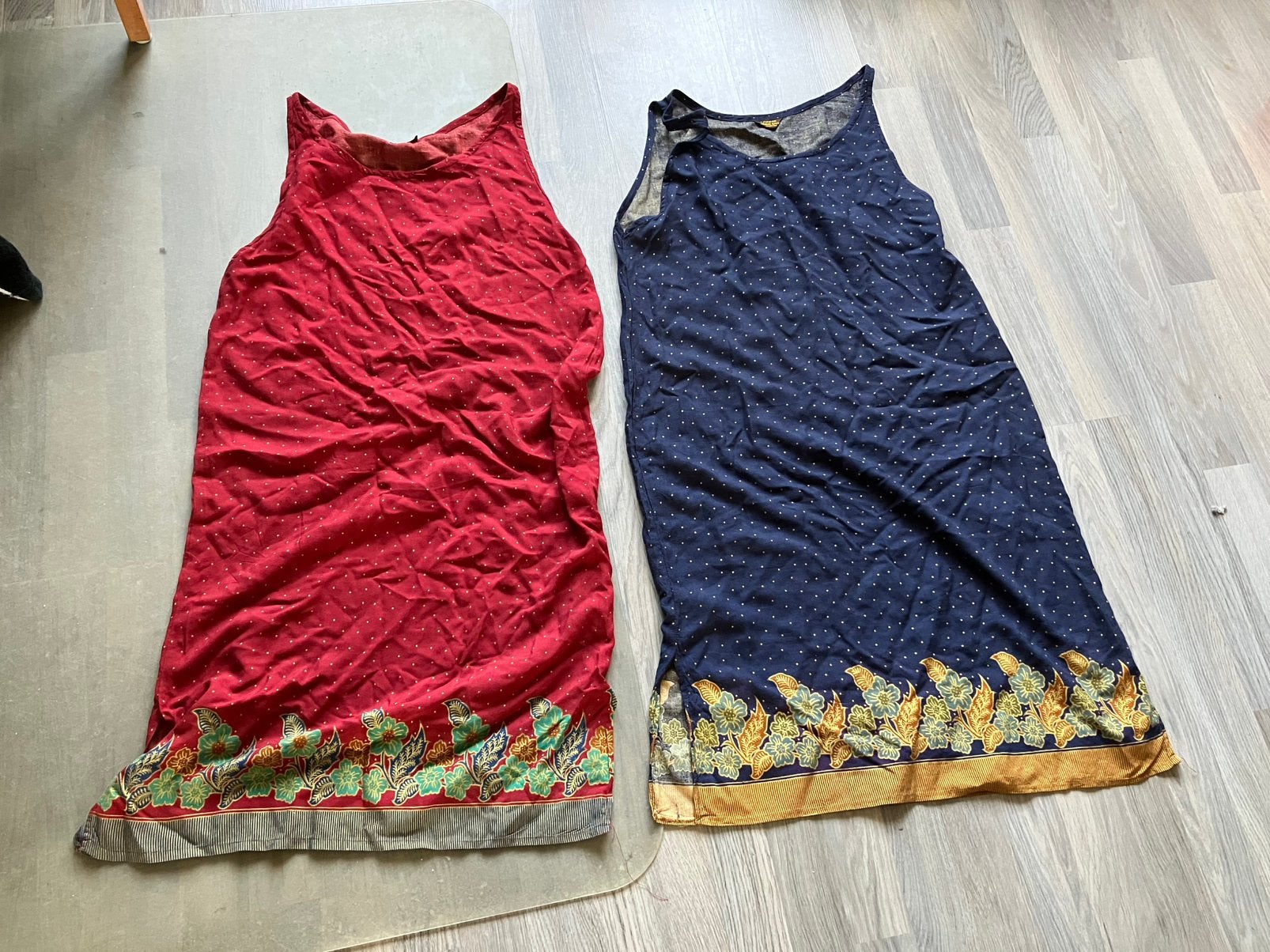 2 leuke Batik jurkjes maat S/M bijna gratis, Ophalen of Verzenden, Zo goed als nieuw, Overige kleuren