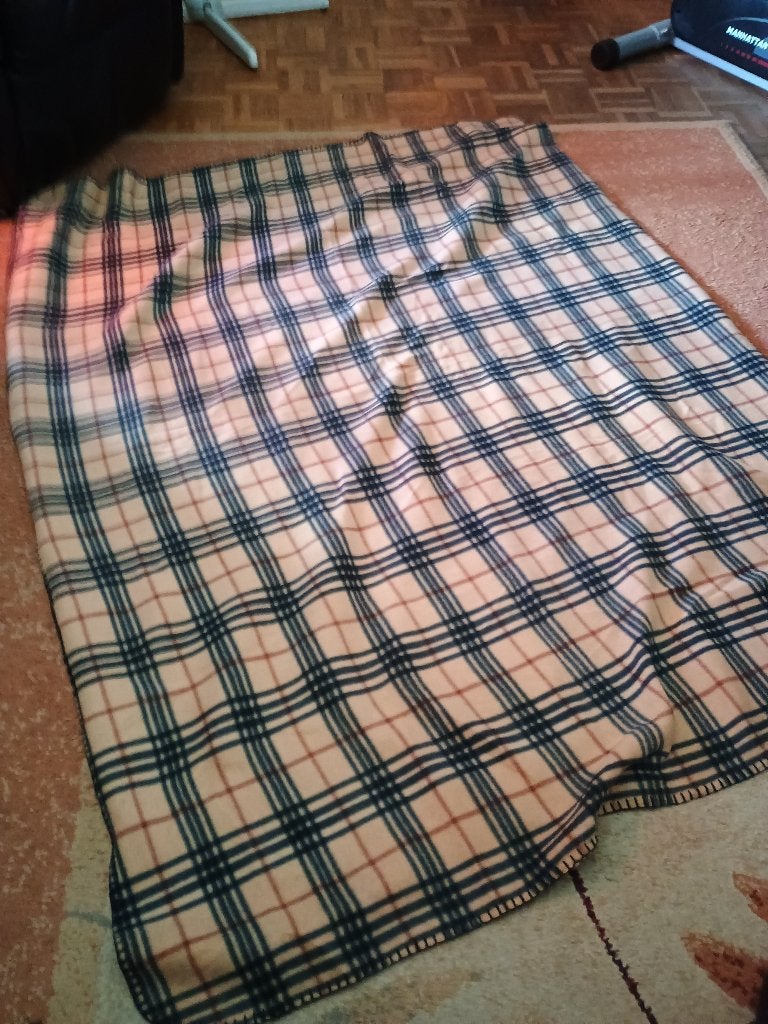 plaid  bruin   ruit  140  x 120, Huis en Inrichting, Woonaccessoires | Plaids en Woondekens, Ophalen, Woondeken, 120 cm, 140 cm
