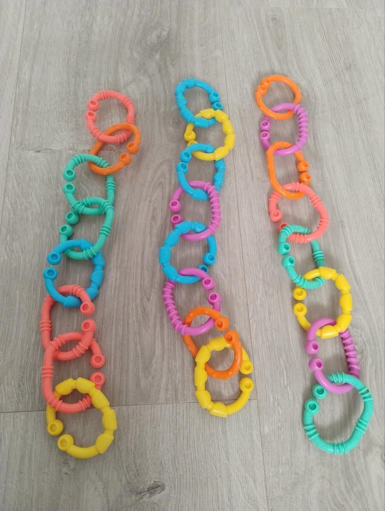 Loopy links - Kleurrijke schakels voor baby's, Kinderen en Baby's, Ophalen of Verzenden, Gebruikt, Overige typen