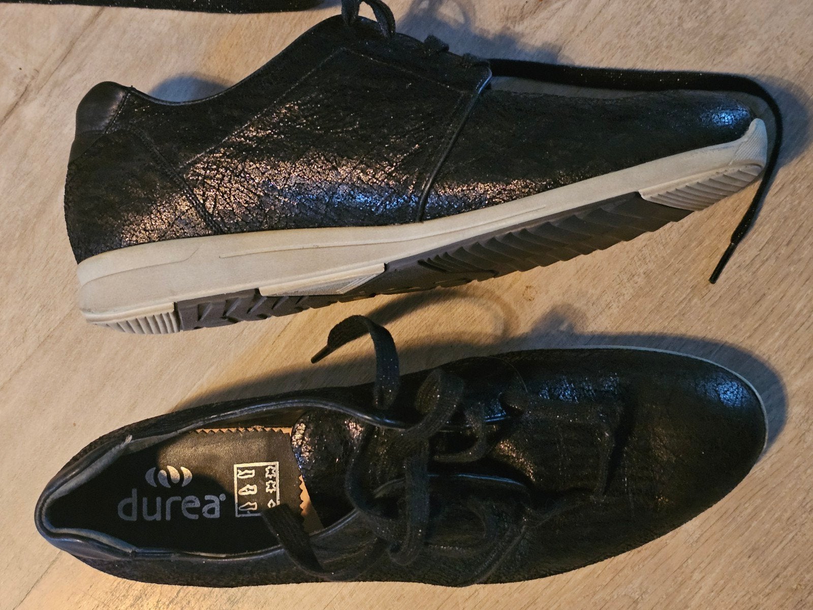 Durea dames sneakers zwart maat 10,5 H 45, Kleding | Dames, Schoenen, Durea, Zwart, Ophalen of Verzenden, Sneakers of Gympen