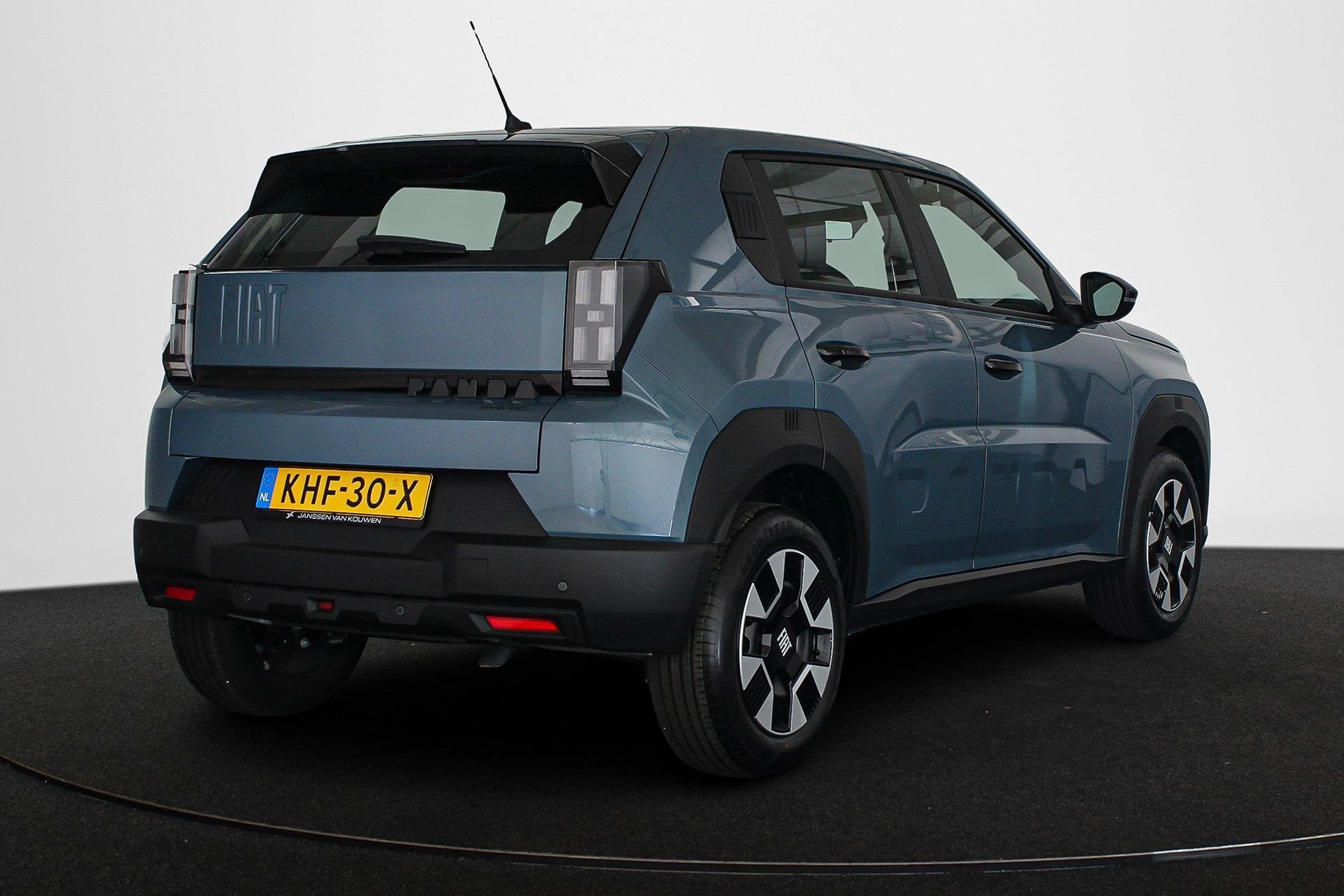 Fiat Grande Panda 1.2 Hybrid ICON / Carplay / Airco / 2+6 Ja, Auto's, Fiat, 12 maanden, Stof, 600 kg, Origineel Nederlands