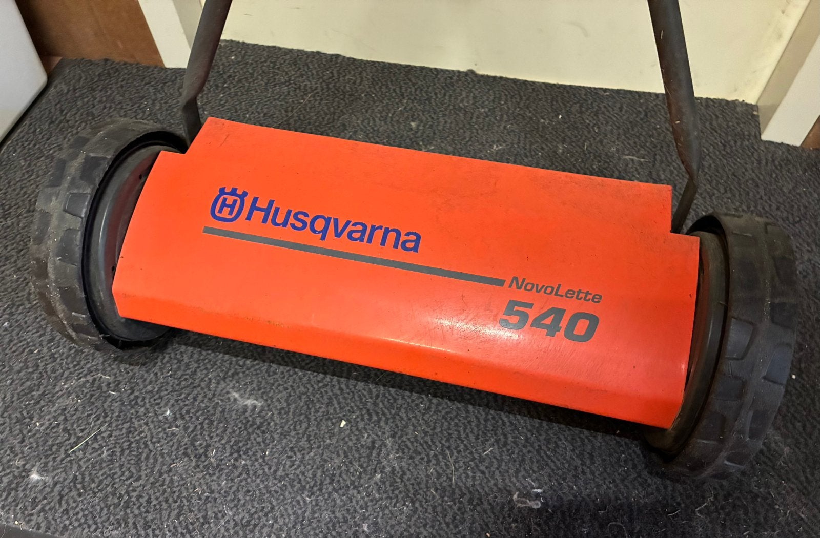 Grasmaaier handgrasmaaier Husqvarna NovoLette 540 gebruikt, Kooimesmaaier, Ophalen, Gebruikt, Handgrasmaaier