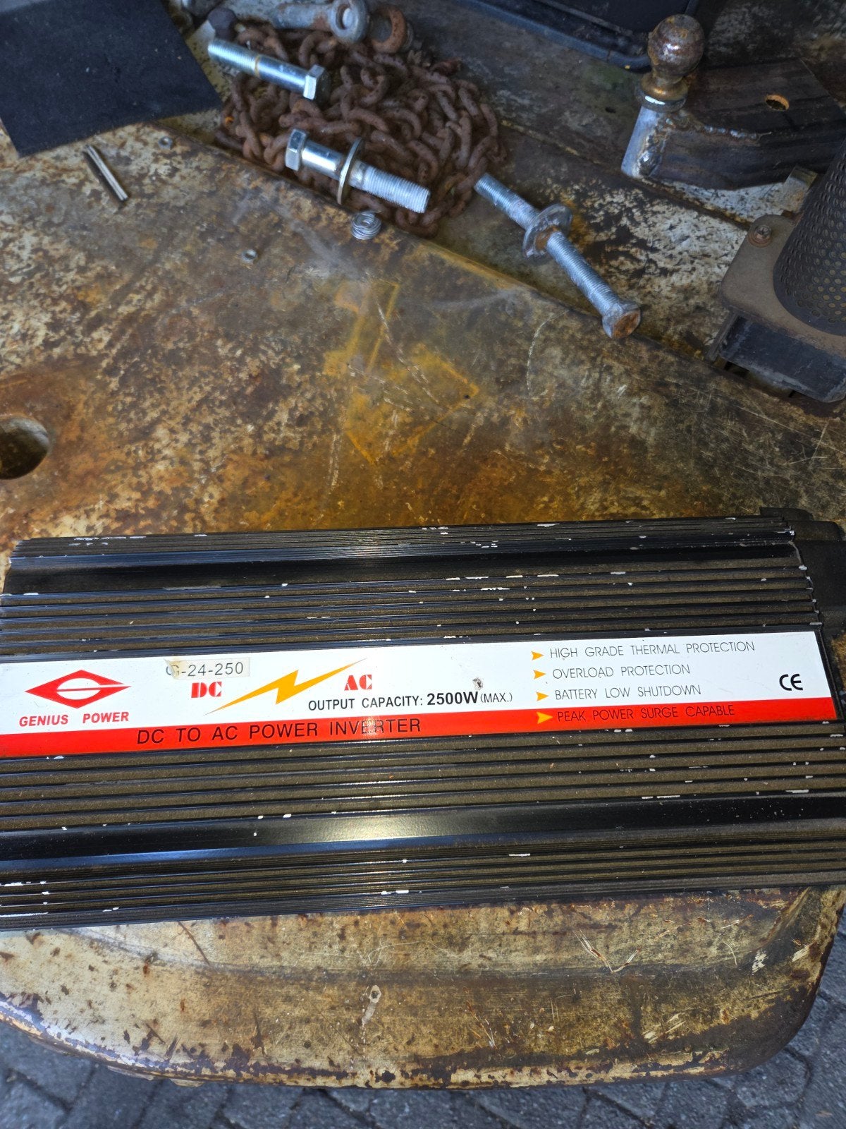 Genius Power DC naar AC Omvormer 2500W, Ophalen of Verzenden, Gebruikt