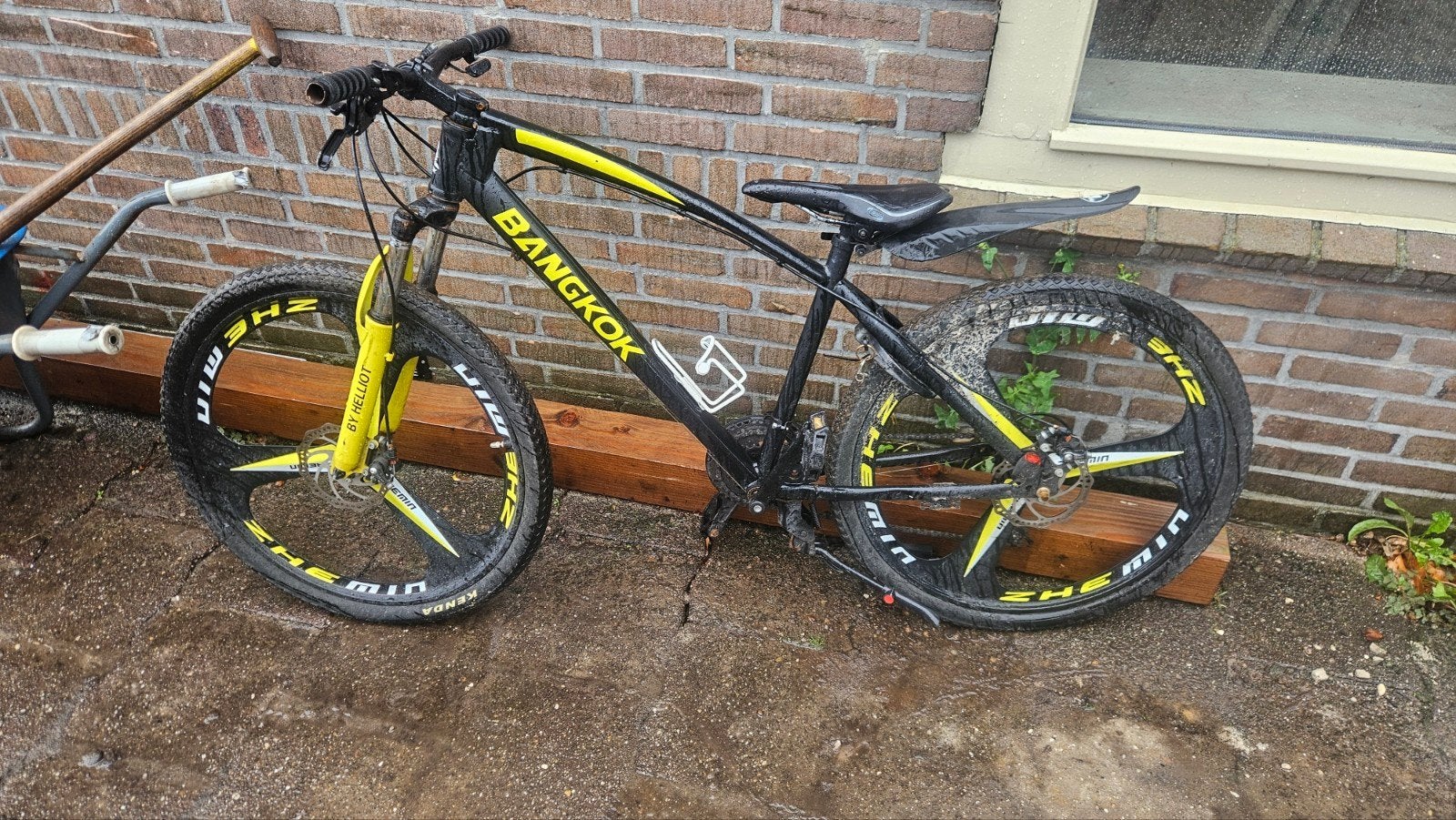 Mountainbike Zwart/Geel - Bangkok, Fietsen en Brommers, Fietsen | Mountainbikes en ATB, Gebruikt, Hardtail, Heren, Schijfrem