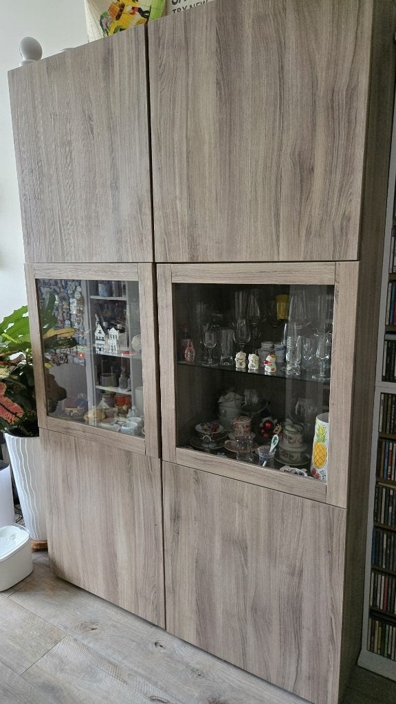 IKEA Bestå Kast / Vitrinekast, Ophalen, 100 tot 150 cm, Zo goed als nieuw, 150 tot 200 cm