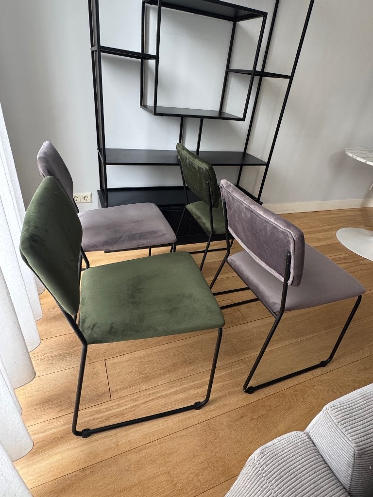 4 velvet stoelen, Huis en Inrichting, Ophalen, Zo goed als nieuw, Grijs, Vier