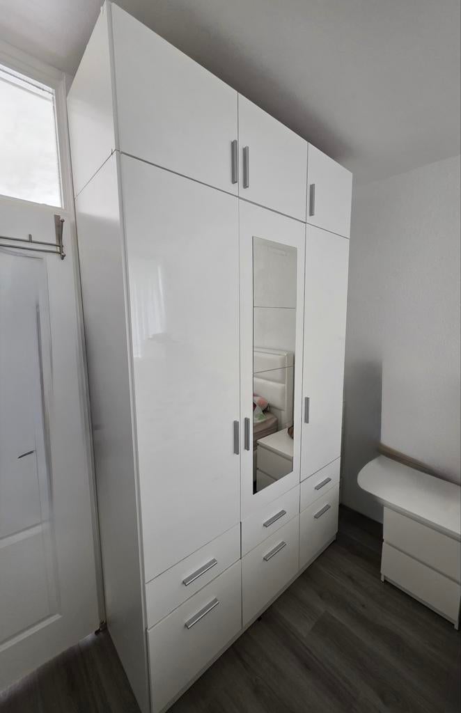 Witte Kledingkast met Bovenkasten, Huis en Inrichting, 100 tot 150 cm, 200 cm of meer, Ophalen of Verzenden, Zo goed als nieuw