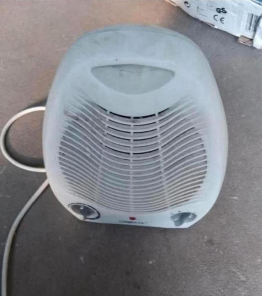 Elektrisch verwarming kachel word snel warm

Prijs 5, Ophalen of Verzenden